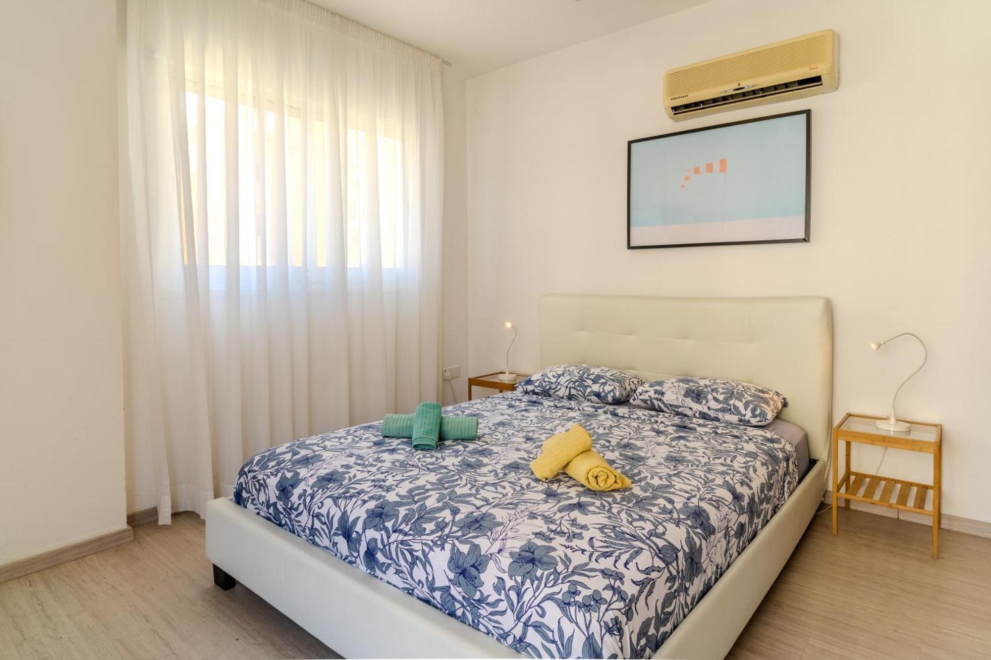 Helios Mackenzie One Bedroom Flat Larnaca Exterior photo